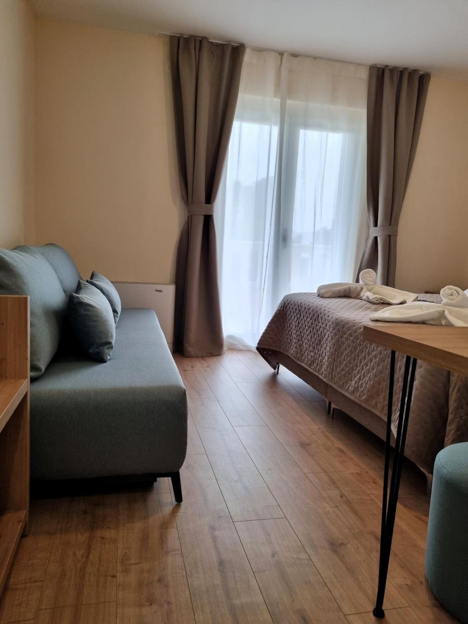Villa Daniela Бол Экстерьер фото
