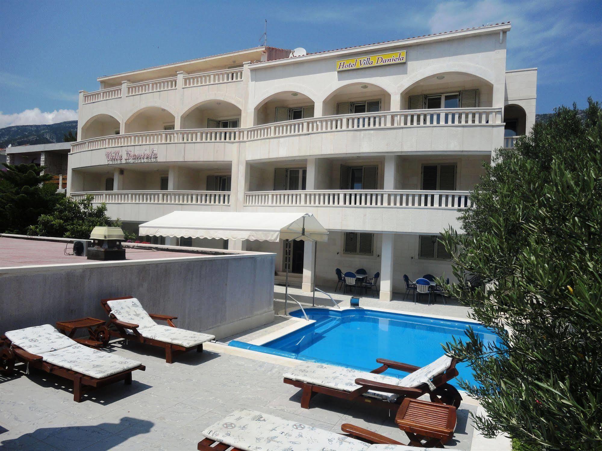 Villa Daniela Бол Экстерьер фото